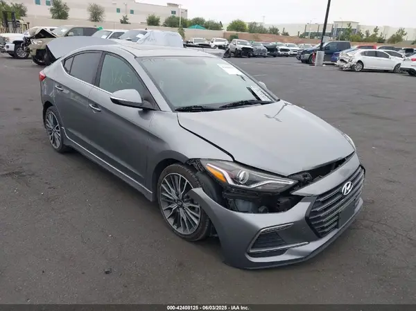 KMHD04LB5JU557319 2018 HYUNDAI ELANTRA - Image 1