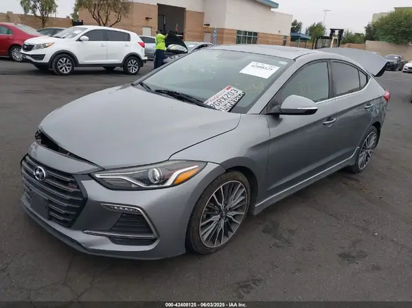 KMHD04LB5JU557319 2018 HYUNDAI ELANTRA - Image 2