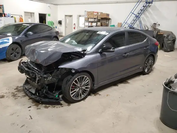 KMHD04LB5JU666640 2018 HYUNDAI ELANTRA - Image 1