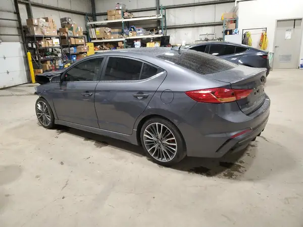 KMHD04LB5JU666640 2018 HYUNDAI ELANTRA - Image 2