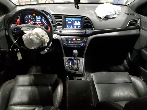 KMHD04LB5JU666640 2018 HYUNDAI ELANTRA - Image 8