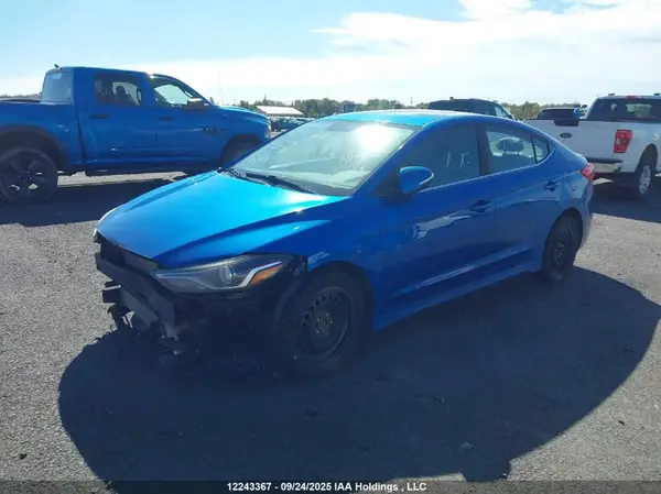 KMHD04LB5JU669943 2018 HYUNDAI ELANTRA - Image 2