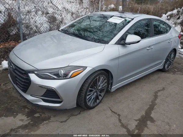 KMHD04LB5JU681364 2018 HYUNDAI ELANTRA - Image 2