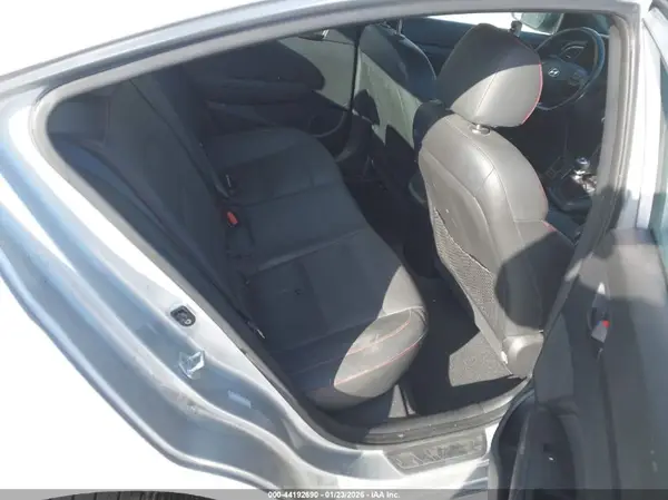 KMHD04LB5JU723306 2018 HYUNDAI ELANTRA - Image 8