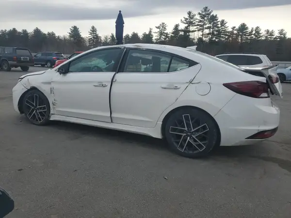 KMHD04LB5LU970943 2020 HYUNDAI ELANTRA - Image 2