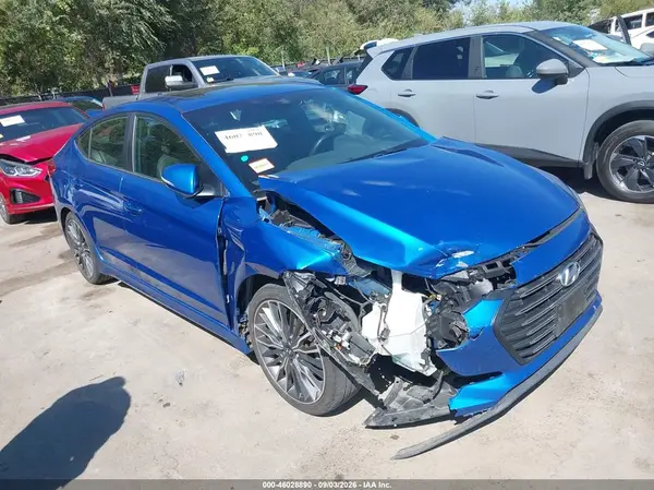 KMHD04LB6HU330635 2017 HYUNDAI ELANTRA - Image 1