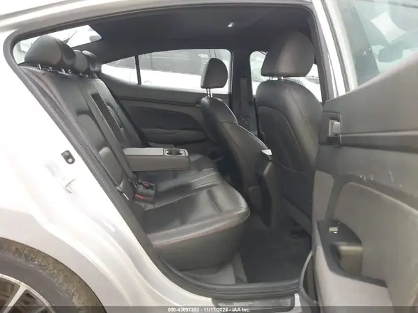 KMHD04LB6HU332756 2017 HYUNDAI ELANTRA - Image 8