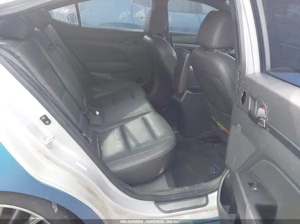 KMHD04LB6HU362422 2017 HYUNDAI ELANTRA - Image 8