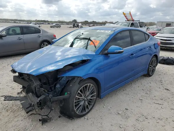 KMHD04LB6JU466740 2018 HYUNDAI ELANTRA - Image 1