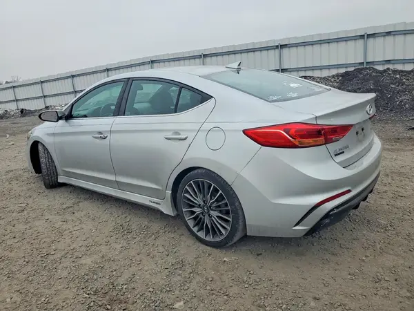 KMHD04LB6JU472814 2018 HYUNDAI ELANTRA - Image 2