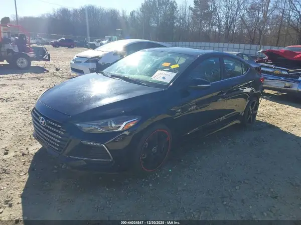 KMHD04LB6JU481304 2018 HYUNDAI ELANTRA - Image 2