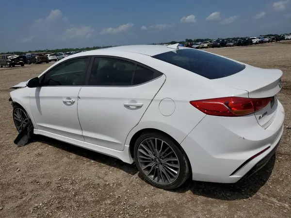 KMHD04LB6JU508954 2018 HYUNDAI ELANTRA - Image 2