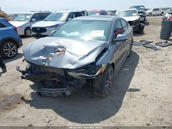 KMHD04LB6JU589969 2018 HYUNDAI ELANTRA - Image 2