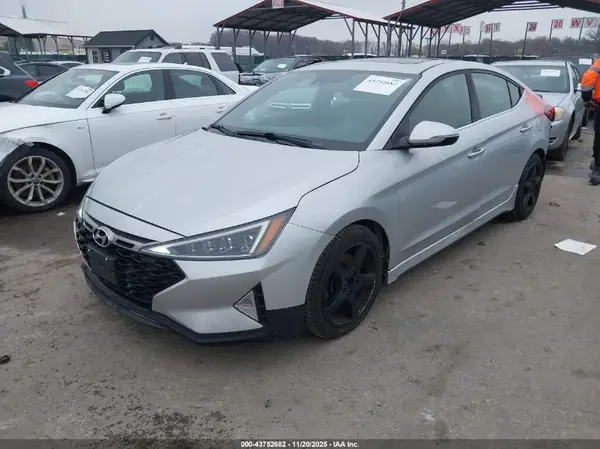 KMHD04LB6KU814375 2019 HYUNDAI ELANTRA - Image 2