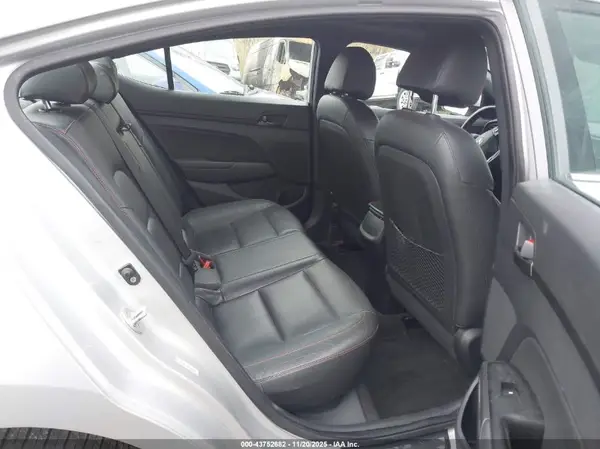KMHD04LB6KU814375 2019 HYUNDAI ELANTRA - Image 8