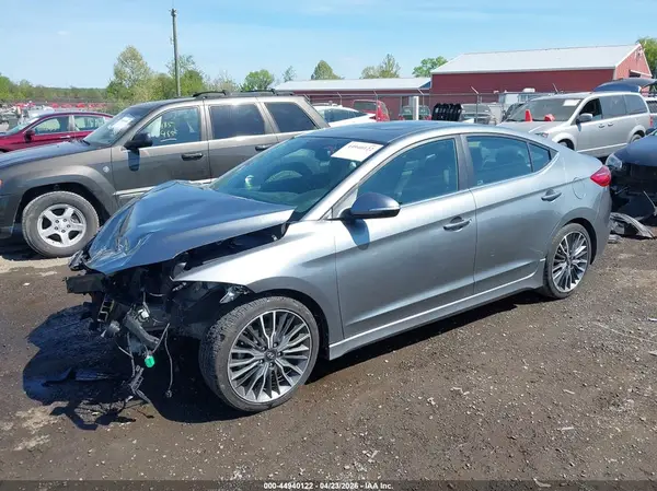 KMHD04LB7HU329011 2017 HYUNDAI ELANTRA - Image 2