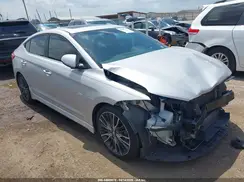 KMHD04LB7HU358282 2017 HYUNDAI ELANTRA