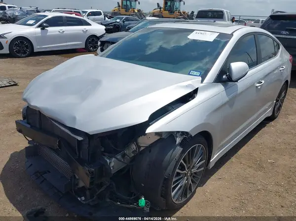 KMHD04LB7HU358282 2017 HYUNDAI ELANTRA - Image 2