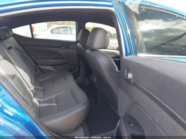 KMHD04LB7HU366477 2017 HYUNDAI ELANTRA - Image 8