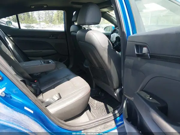 KMHD04LB7JU451826 2018 HYUNDAI ELANTRA - Image 8