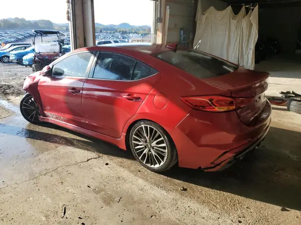 KMHD04LB7JU487161 2018 HYUNDAI ELANTRA - Image 2