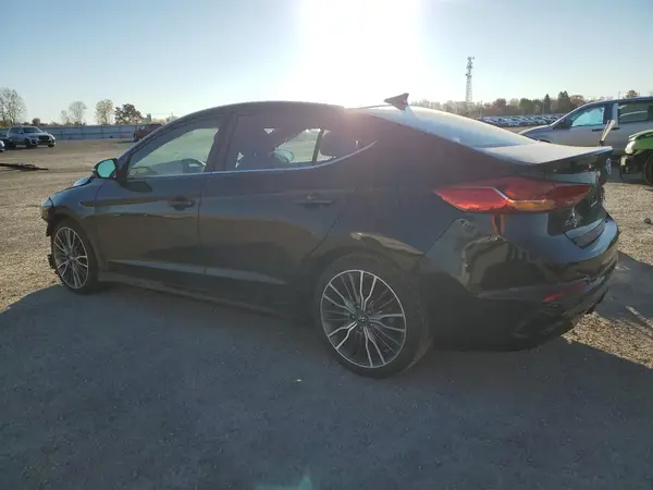 KMHD04LB7JU487547 2018 HYUNDAI ELANTRA - Image 2