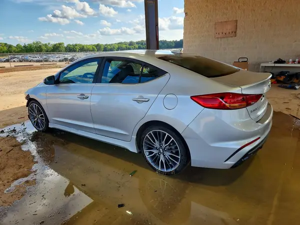 KMHD04LB7JU503164 2018 HYUNDAI ELANTRA - Image 2