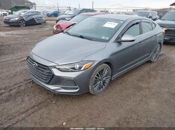 KMHD04LB7JU537721 2018 HYUNDAI ELANTRA - Image 2