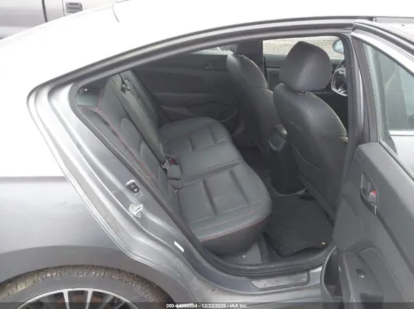 KMHD04LB7JU537721 2018 HYUNDAI ELANTRA - Image 8