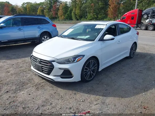 KMHD04LB7JU540246 2018 HYUNDAI ELANTRA - Image 2