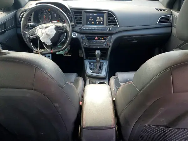 KMHD04LB7JU543874 2018 HYUNDAI ELANTRA - Image 8