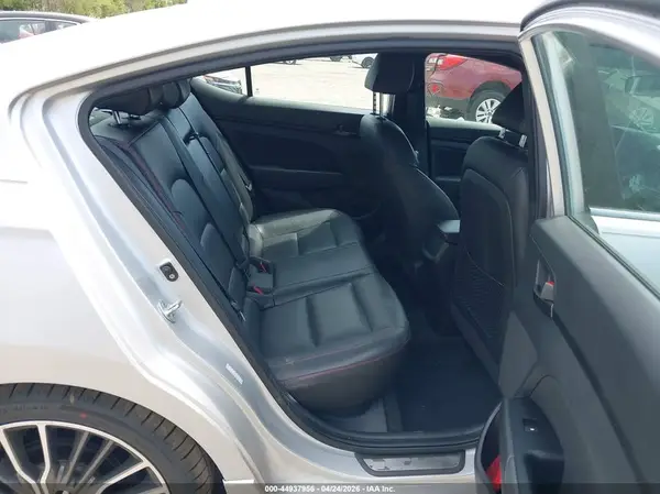 KMHD04LB7JU544703 2018 HYUNDAI ELANTRA - Image 8
