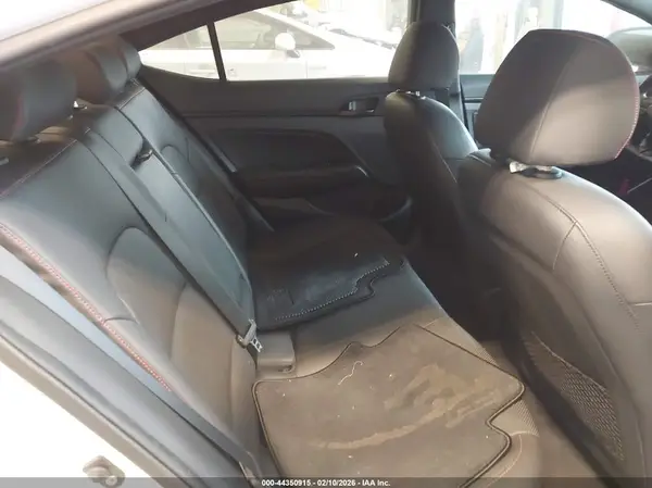 KMHD04LB7JU553983 2018 HYUNDAI ELANTRA - Image 8