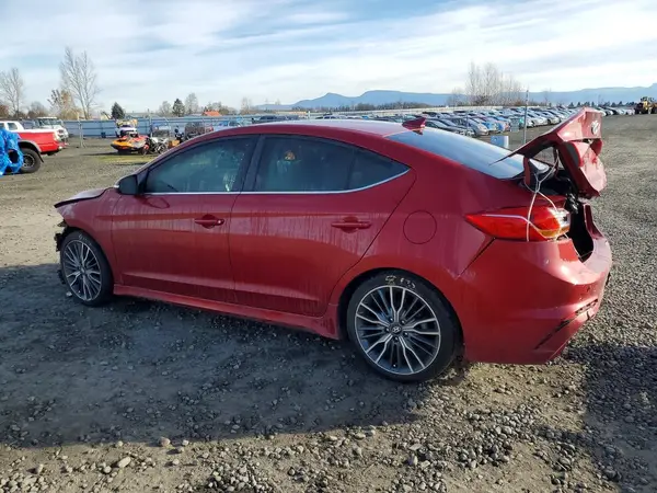 KMHD04LB7JU571674 2018 HYUNDAI ELANTRA - Image 2