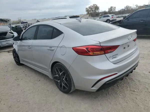 KMHD04LB7JU609050 2018 HYUNDAI ELANTRA - Image 2