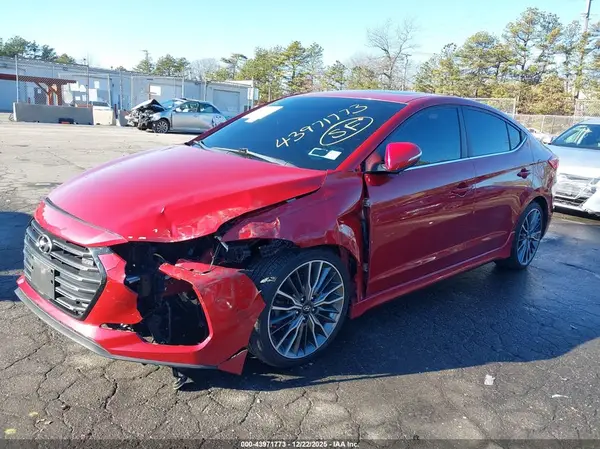 KMHD04LB7JU612045 2018 HYUNDAI ELANTRA - Image 2