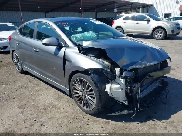 KMHD04LB7JU677431 2018 HYUNDAI ELANTRA - Image 1