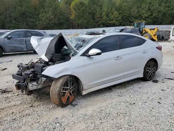 KMHD04LB7KU813719 2019 HYUNDAI ELANTRA - Image 1