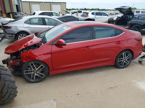 KMHD04LB7KU819858 2019 HYUNDAI ELANTRA - Image 1