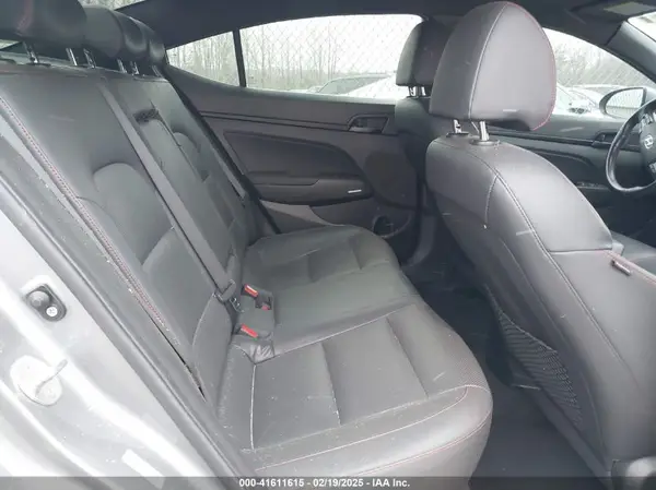KMHD04LB7KU821139 2019 HYUNDAI ELANTRA - Image 8