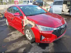 KMHD04LB7KU841813 2019 HYUNDAI ELANTRA