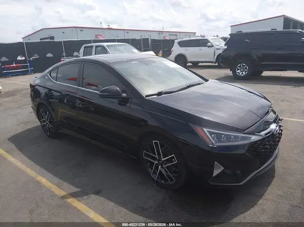 KMHD04LB7LU020678 2020 HYUNDAI ELANTRA - Image 1