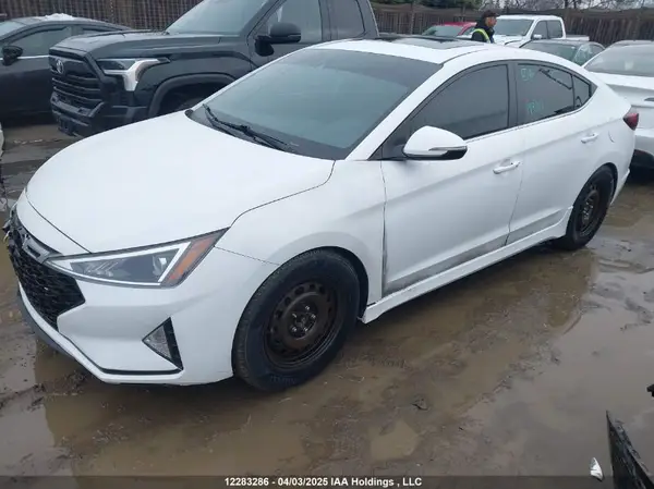 KMHD04LB7LU085322 2020 HYUNDAI ELANTRA - Image 2