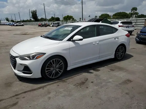 KMHD04LB8HU355777 2017 HYUNDAI ELANTRA - Image 1