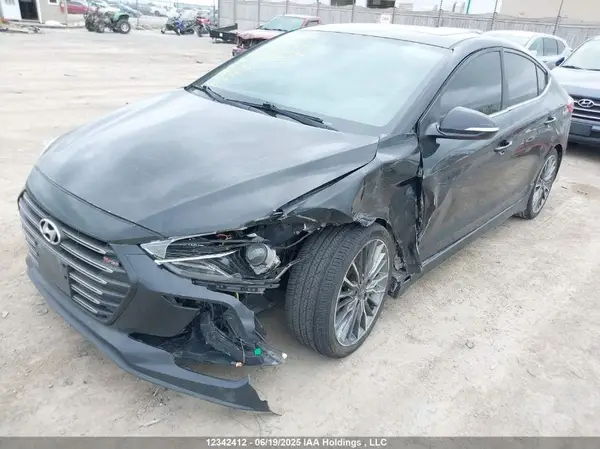 KMHD04LB8HU388777 2017 HYUNDAI ELANTRA - Image 2