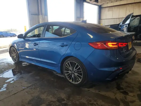 KMHD04LB8JU476766 2018 HYUNDAI ELANTRA - Image 2