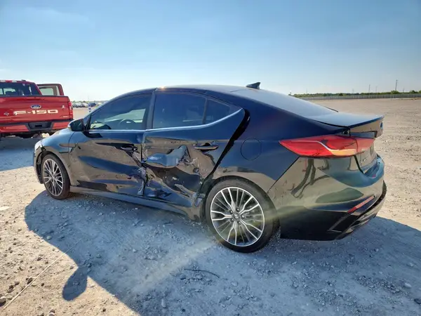 KMHD04LB8JU534388 2018 HYUNDAI ELANTRA - Image 2