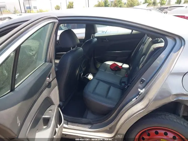 KMHD04LB8JU535508 2018 HYUNDAI ELANTRA - Image 8