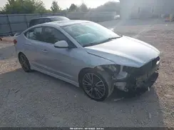 KMHD04LB8JU557556 2018 HYUNDAI ELANTRA