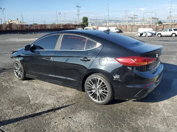 KMHD04LB8JU601460 2018 HYUNDAI ELANTRA - Image 2
